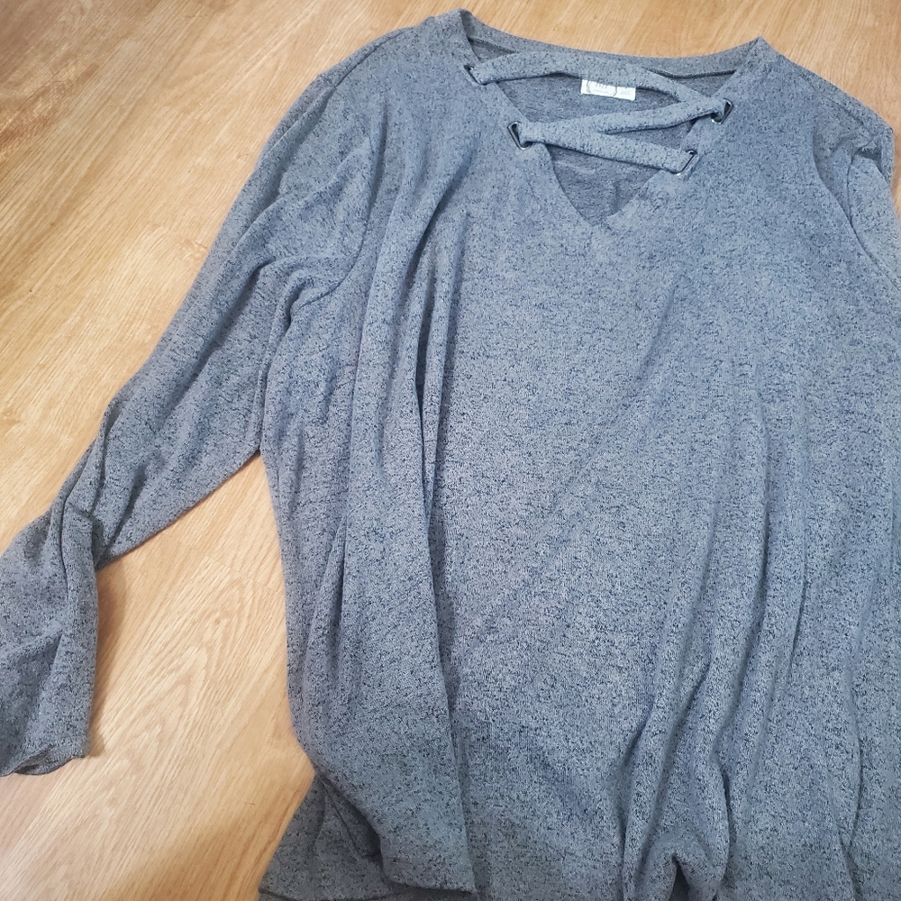3x maurices long sleeve super soft